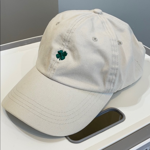 Other - Clover hat